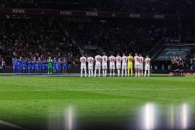 Sport, Football, 2 Bundesliga Season 2024 2025 5 Matchday 1 FC Köln 1 FC Magdeburg 14 09 2024, RheinEnergieSTADION Memorial minute before the match for Christoph Daum, who died on August 24 Cologne RheinEnergieSTADION North Rhine-Westphalia Germany