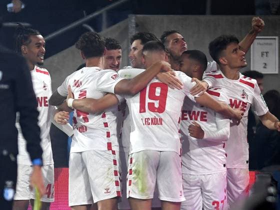 14 09 2024, Cologne, Germany, RheinEnergieStadion, 1 FC Köln vs 1 FC Magdeburg 2 Bundesliga, Damion Downs 1 FC Koeln goal celebration, cheers with his team after scoring 1 0 Photo Ralf Treese DFB DFL REGULATIONS PROHIBIT ANY USE OF PHOTOGRAPHS AS IMAGE SEQUENCES AND OR QUASI VIDEO Cologne RheinEnergieStadion North Rhine Westphalia Germany 521_KOEFCM20240914_010 Treese-521