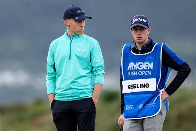 2024 Amgen Irish Open, Royal County Down, Newcastle, Northern Ireland 15 9 2024 Sean Keeling and Caddie Padraig O™Dochartaigh Sean Keeling with his Caddie Padraig O™Dochartaigh on the 9th green 15 9 2024  Copyright: x INPHO BenxBradyx BB4_9424