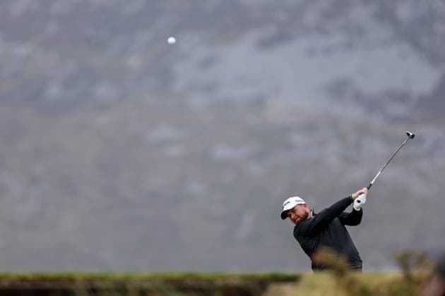 2024 Amgen Irish Open, Royal County Down, Newcastle, Northern Ireland 15 9 2024 Shane Lowry tees of the 3rd Shane Lowry tees of the 3rd 15 9 2024  Copyright: x INPHO BenxBradyx BB4_9731