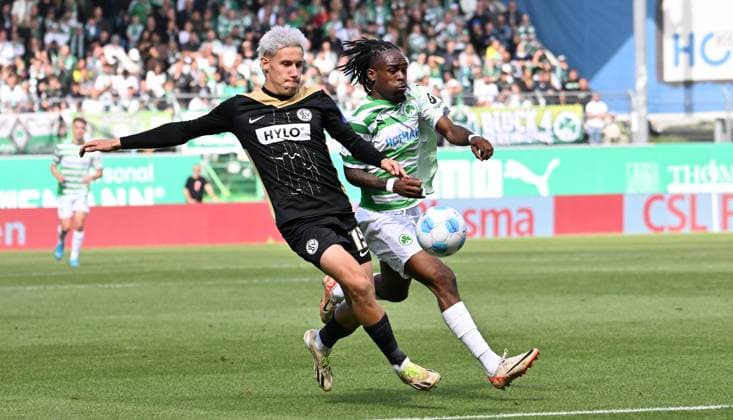 15 09 2024 Soccer Season 2024 2025 2 Soccer Bundesliga 05 Matchday SpVgg Greuther Fürth Kleeblatt SV Elversberg SVE Sportfoto Zink xwoxzix DFL regulations prohibit any use of photographs as image sequences and or quasi video only for editorial use Lukas Pinckert 19, SV Elversberg Noel Futkeu 9, SpVgg Greuther Fürth
