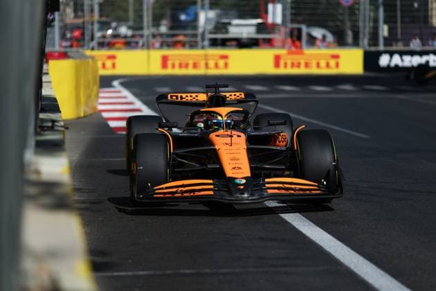 81 PIASTRI Oscar (aus), McLaren F1 Team MCL38, action during the Formula 1 Azerbaijan Grand Prix 2024, 17th round of the 2024 Formula One World Championship, WM, Weltmeisterschaft from September 13 to 15, 2024 on the Baku City Circuit, in Baku, Azerbaijan - F1 - AZERBAIJAN GRAND PRIX 2024 DPPI Panoramic  240915_R17_AZERBAIJAN_DP_0I7A0375