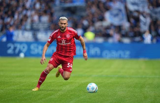 Nicolas Gavory controls the ball, 2 Bundesliga, Hertha BSC vs Fortuna Düsseldorf, Olympiastadion on September 17, 2024 in Berlin, Germany Photo by Ulrik Pedersen DeFodi Images Nicolas Gavory controls the ball, 2 Bundesliga, Hertha BSC vs Fortuna Düsseldorf, Olympiastadion on September 17, 2024 in Berlin, Germany Photo by Ulrik Pedersen DeFodi Images DFB DFL REGULATIONS PROHIBIT ANY USE OF PHOTOGRAPHS AS IMAGE SEQUENCES AND OR QUASI VIDEO Defodi 659 0493091378 Defodi-659 DFB DFL REGULATIONS PROHIBIT ANY USE OF PHOTOGRAPHS AS IMAGE SEQUENCES AND OR QUASI-VIDEO.