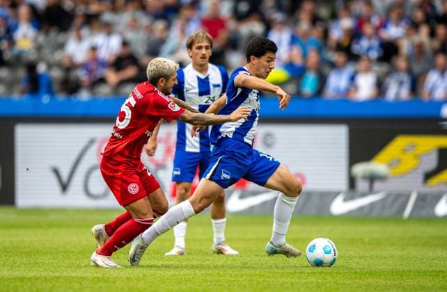 Soccer, Men, Season 2024 2025, 2 Bundesliga 5 Matchday , Hertha BSC Fortuna Düsseldorf, f l Matthias Zimmermann Fortuna Düsseldorf , Ibrahim Maza Hertha BSC , 15 09 2024, Copyright: xSebastianxRäppold MatthiasxKochx