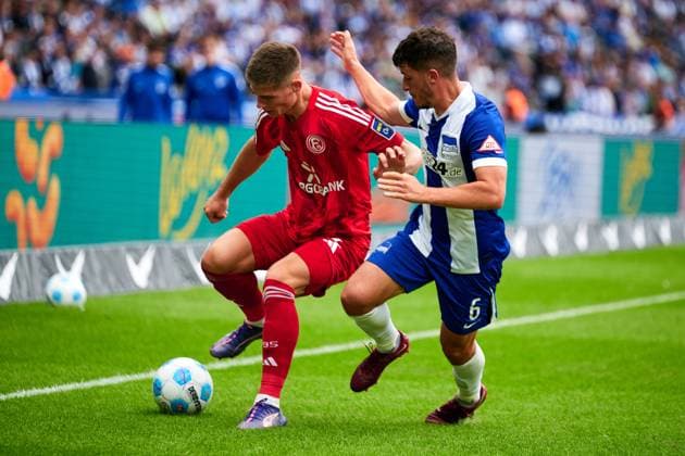Danny Schmidt Fortuna Duesseldorf, 22 , Diego Demme Hertha BSC, 06 , GER, Hertha BSC vs Fortuna Duesseldorf, Soccer Men, 2 Bundesliga, Season 2024 2025, 05 Matchday, 15 09 2024 DFL REGULATIONS PROHIBIT ANY USE OF PHOTOGRAPHS AS IMAGE SEQUENCES AND OR QUASI VIDEO GER, Hertha BSC vs Fortuna Duesseldorf, Soccer Men, 2 Bundesliga, Season 2024 2025, 05 Matchday, 15 09 2024 Berlin Copyright: xEibner-Pressefotox xClaudiusxRauchx EP_CRH