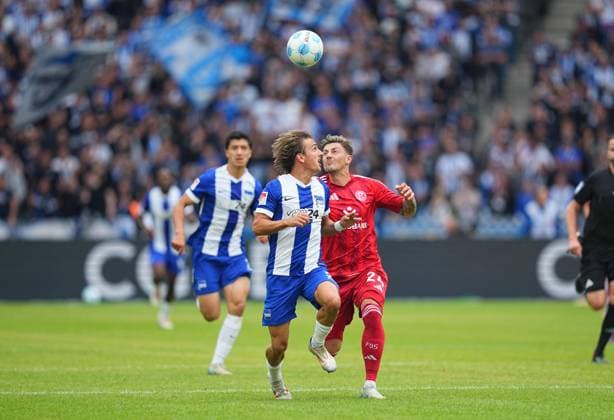 Nicolas Gavory, Michal Karbownik battle for the ball, 2 Bundesliga, Hertha BSC vs Fortuna Düsseldorf, Olympiastadion on September 17, 2024 in Berlin, Germany Photo by Ulrik Pedersen DeFodi Images Nicolas Gavory, Michal Karbownik battle for the ball, 2 Bundesliga, Hertha BSC vs Fortuna Düsseldorf, Olympiastadion on September 17, 2024 in Berlin, Germany Photo by Ulrik Pedersen DeFodi Images DFB DFL REGULATIONS PROHIBIT ANY USE OF PHOTOGRAPHS AS IMAGE SEQUENCES AND OR QUASI VIDEO Defodi 659 0568091393 Defodi-659 DFB DFL REGULATIONS PROHIBIT ANY USE OF PHOTOGRAPHS AS IMAGE SEQUENCES AND OR QUASI-VIDEO.