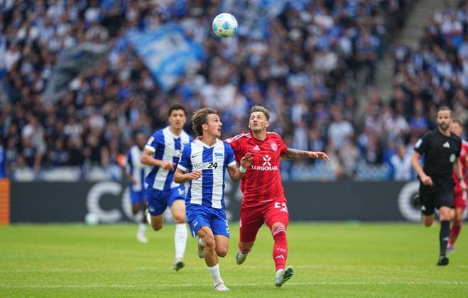 Nicolas Gavory, Michal Karbownik battle for the ball, 2 Bundesliga, Hertha BSC vs Fortuna Düsseldorf, Olympiastadion on September 17, 2024 in Berlin, Germany Photo by Ulrik Pedersen DeFodi Images Nicolas Gavory, Michal Karbownik battle for the ball, 2 Bundesliga, Hertha BSC vs Fortuna Düsseldorf, Olympiastadion on September 17, 2024 in Berlin, Germany Photo by Ulrik Pedersen DeFodi Images DFB DFL REGULATIONS PROHIBIT ANY USE OF PHOTOGRAPHS AS IMAGE SEQUENCES AND OR QUASI VIDEO Defodi 659 0602091392 Defodi-659 DFB DFL REGULATIONS PROHIBIT ANY USE OF PHOTOGRAPHS AS IMAGE SEQUENCES AND OR QUASI-VIDEO.