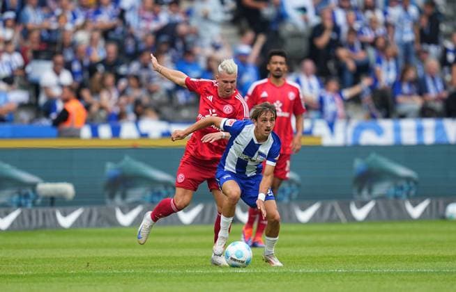 Michal Karbownik controls the ball, 2 Bundesliga, Hertha BSC vs Fortuna Düsseldorf, Olympiastadion on September 17, 2024 in Berlin, Germany Photo by Ulrik Pedersen DeFodi Images Michal Karbownik controls the ball, 2 Bundesliga, Hertha BSC vs Fortuna Düsseldorf, Olympiastadion on September 17, 2024 in Berlin, Germany Photo by Ulrik Pedersen DeFodi Images DFB DFL REGULATIONS PROHIBIT ANY USE OF PHOTOGRAPHS AS IMAGE SEQUENCES AND OR QUASI VIDEO Defodi 659 0140091397 Defodi-659 DFB DFL REGULATIONS PROHIBIT ANY USE OF PHOTOGRAPHS AS IMAGE SEQUENCES AND OR QUASI-VIDEO.