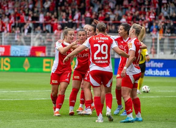 Soccer, Women, Season 2024 2025, 2 Women Bundesliga 3 Matchday , 1 FC Union Berlin SV 67 Weinberg, Union jubilation after goal to 1 0 by Lisa Heiseler l , 1 Women 1 FC Union , 15 09 2024, Copyright: xMatthiasxKochx