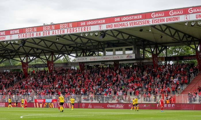 Soccer, Women, Season 2024 2025, 2 Women Bundesliga 3 Matchday , 1 FC Union Berlin SV 67 Weinberg, Fans of Union, 15 09 2024, Copyright: xMatthiasxKochx