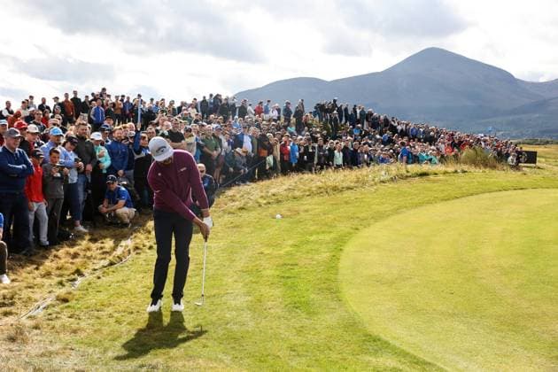 2024 Amgen Irish Open, Royal County Down, Newcastle, Northern Ireland 15 9 2024 Erik van Rooyen chips on to the 6th green Erik van Rooyen chips on to the 6th green 15 9 2024  Copyright: x INPHO BenxBradyx BB_19497