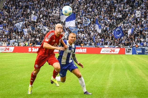15 09 2024, xlakx, Fußball 2 Bundesliga, Hertha BSC Berlin Fortuna Duesseldorf emspor, v l Valgeir Lunddal Fridriksson Fortuna Düsseldorf 12 ,Jon Dagur Thorsteinsson Hertha BSC ,Zweikampf, Duell, Kampf, tackle DFL DFB REGULATIONS PROHIBIT ANY USE OF PHOTOGRAPHS as IMAGE SEQUENCES and or QUASI VIDEO Daniel Lakomski Jan Huebnert Berlin