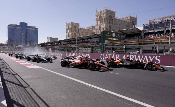 15 09 2024, Baku City Circuit , Baku, FORMULA 1 QATAR AIRWAYS AZERBAIJAN GRAND PRIX 2024 , in the picture race start , Charles Leclerc MCO , Scuderia Ferrari HP, Oscar Piastri AUS , McLaren F1 Team, Sergio Perez MEX , Oracle Red Bull Racing, Carlos Sainz Jr ESP , George Russell GBR , Mercedes AMG Petronas Formula One Team, Max Verstappen NLD , Fernando Alonso ESP , Aston Martin Aramco Cognizant Formula One Team, Nico Hülkenberg DEU , MoneyGram Haas F1 Team Defodi 506 20240915 hbr 3106 Defodi-506