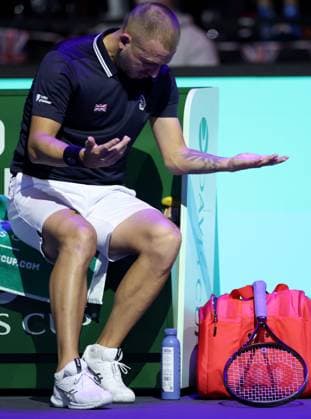 Tennis, Davis Cup, Großbritannien - Kanada Dan Evans of GB frustrated Davis Cup Group Stage Finals 2024, Day Six, AO Arena, Manchester, UK - 15 Sep 2024  Copyright: xEllaxLing Shutterstockx 14713349n