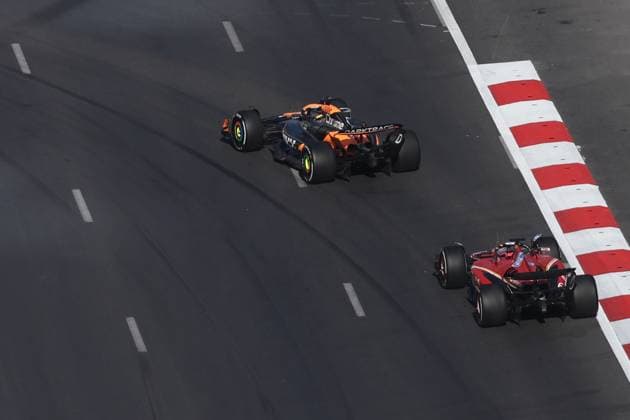 F1 Grand Prix Of Azerbaijan 2024 Oscar Piastri of McLaren and Charles Leclerc of Ferrari during the Formula 1 Grand Prix of Azerbaijan at Baku City Circuit in Baku, Azerbaijan on September 15, 2024. Baku Azerbaijan  Copyright: xJakubxPorzyckix originalFilename:porzycki-f1grandp240915_npq3y.jpg