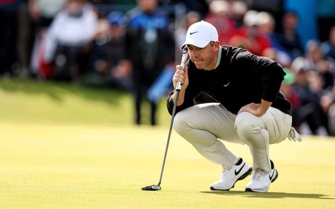 2024 Amgen Irish Open, Royal County Down, Newcastle, Northern Ireland 15 9 2024 Rory McIlroy lines up his put on the 8th green Rory McIlroy lines up his put on the 8th green 15 9 2024  Copyright: x INPHO BenxBradyx BB4_0461