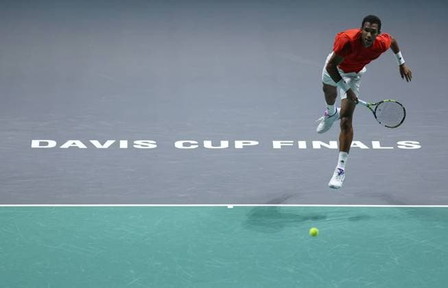 Tennis, Davis Cup, Großbritannien - Kanada Felix Auger Aliassime of Canada in action Davis Cup Group Stage Finals 2024, Day Six, AO Arena, Manchester, UK - 15 Sep 2024  Copyright: xEllaxLing Shutterstockx 14713349dl
