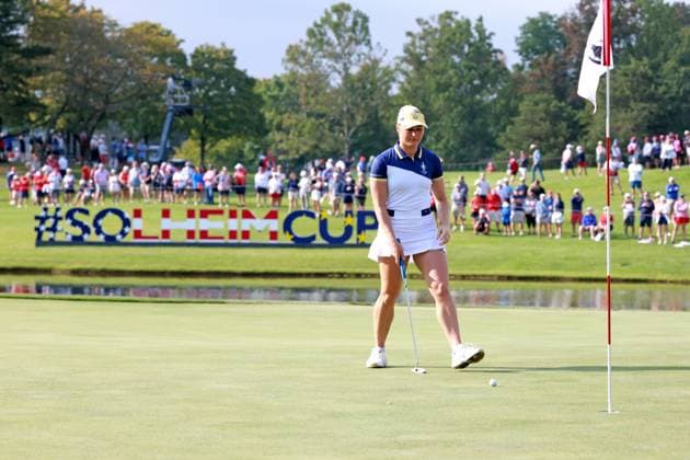 GAINESVILLE, VA - SEPTEMBER 15: Europe golfer Charley Hull putts on the 3rd hole during the Sunday Singles at the 2024 Solheim Cup on September 15, 2024, at the Robert Trent Jones Golf Club in Gainesville, Virginia. (Photo by Brian Spurlock Icon Sportswire) GOLF: SEP 15 Solheim Cup EDITORIAL USE ONLY Icon24091515
