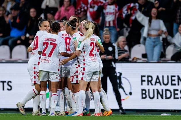 GOOGLE PIXEL Womens Bundesliga 1 FC Köln SGS Essen 15 09 2024 Cheering for 2 1 by Adriana Achcinska 1 FC Köln, 9 GOOGLE PIXEL Womens Bundesliga, 1 FC Köln SGS Essen, Köln, Franz Kremer Stadion on 15 09 2024 DFB REGULATIONS PROHIBIT ANY USE OF PHOTOGRAPHS AS IMAGE SEQUENCES AND OR QUASI VIDEO Copyright: xBEAUTIFULxSPORTS Wunderlx