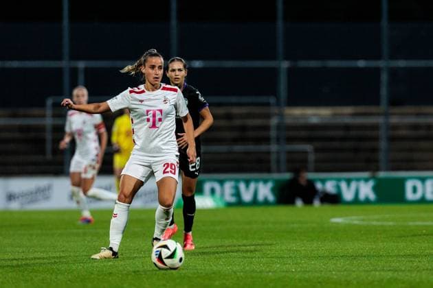 GOOGLE PIXEL Frauen Bundesliga 1 FC Köln SGS Essen 15 09 2024 Vanessa Leimenstoll 1 FC Köln, 29 on the ball GOOGLE PIXEL Frauen Bundesliga, 1 FC Köln SGS Essen, Köln, Franz Kremer Stadion am 15 09 2024 DFB REGULATIONS PROHIBIT ANY USE OF PHOTOGRAPHS AS IMAGE SEQUENCES AND OR QUASI VIDEO Copyright: xBEAUTIFULxSPORTS Wunderlx
