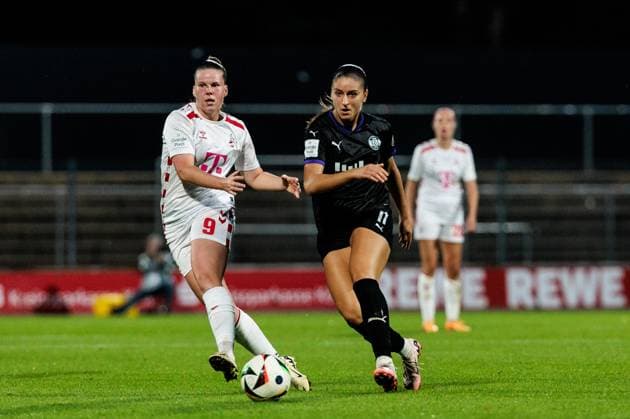 GOOGLE PIXEL Frauen Bundesliga 1 FC Köln SGS Essen 15 09 2024 duel Adriana Achcinska 1 FC Köln, 9 , Laureta Elmazi SGS Essen, 11 GOOGLE PIXEL Frauen Bundesliga, 1 FC Köln SGS Essen, Köln, Franz Kremer Stadion am 15 09 2024 DFB REGULATIONS PROHIBIT ANY USE OF PHOTOGRAPHS AS IMAGE SEQUENCES AND OR QUASI VIDEO Copyright: xBEAUTIFULxSPORTS Wunderlx