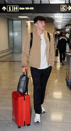 16 09 24 VfB Stuttgart departure Madrid Germany, Stuttgart, 16 09 2024, Football, Bundesliga, VfB Stuttgart, Stuttgart Airport departure for Champions League away match at Real Madrid Ameen Al Dakhil