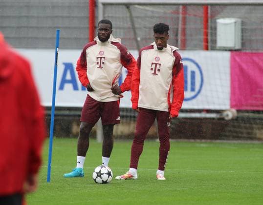 Munich, Germany 16 September 2024 Football, Men, Season 2024 2025, FC Bayern Munich, Säbener Strasse, Training ground, Final training, Champions League Dayot Upamecano FC Bayern Munich left with Kingsley Coman FC Bayern Munich right standing during warm-up
