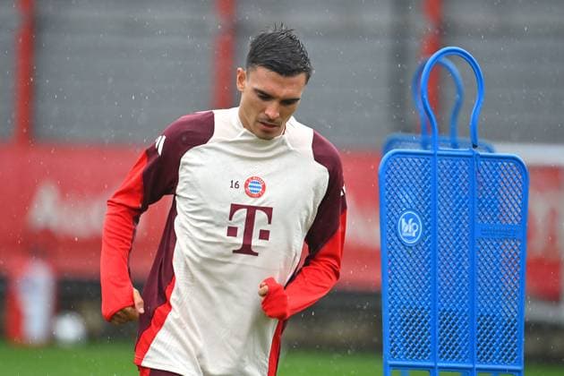 Joao PALHINHA Bayern Muenchen , action,single picture,cropped single motif,half figure,half figure final training, training on 16 09 2024 Football Champions League , FC Bayern Muenchen GNK Dinamo Zagreb