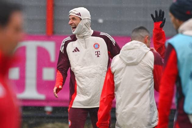 Thomas MUELLER MÜLLER,Bayern Muenchen , laughing,smiling,laughing,optimistic,good-humored, final training, training on 16 09 2024 Football Champions League , FC Bayern Muenchen GNK Dinamo Zagreb