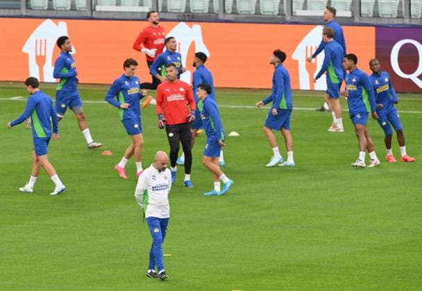 September 16, 2024, Turin: Players of PSV during training on the eve of the UEFA Champions League match against Juventus at the Allianz stadium in Turin, Italy, 16 September 2024 ANSA ALESSANDRO DI MARCO UEFA CHAMPIONS LEAGUE: PSV TRAINING  - ZUMAa110 20240916_zaf_a110_041 Copyright: xAlessandroxDixMarcox