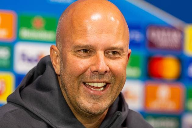 Football - UEFA Champions League - League Phase - AC Milan v Liverpool FC - MD-1 MILAN, ITALY - Monday, September 16, 2024: Liverpool s head coach Arne Slot during a press conference, PK, Pressekonferenz at the Stadio San Siro ahead of the UEFA Champions League matchday 1 game between AC Milan and Liverpool FC. (Photo by David Rawcliffe Propaganda) MILAN Stadio San Siro LOMBARDY ITALY  Copyright: xDavidxRawcliffex P2024-09-16-AC_Milan_Liverpool_MD-1-95