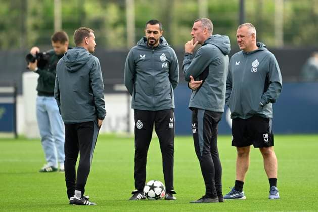 Club Brugge v Borussia Dortmund - UEFA Champions League MD -1 WESTKAPELLE, BELGIUM - SEPTEMBER 17 : Hayen Nicky head coach of Club Brugge talking to his staff during a training session prior to the UEFA Champions League - League phase matchday 1 between Club Brugge and Borussia Dortmund at the Club Brugge training centre on September 17, 2024 in Westkapelle, Belgium , 17 09 2024 Westkapelle Belgium  Copyright: xNicoxVereeckenx