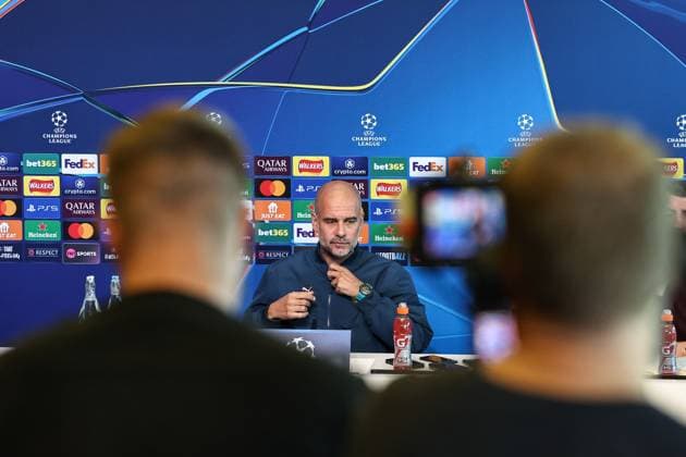 UEFA Champions League Manchester City v Inter Milan press conference, PK, Pressekonferenz Pep Guardiola manager of Manchester City speaks in the pre-match press conference during the UEFA Champions League Manchester City v Inter Milan Press conference at Etihad Stadium, Manchester, United Kingdom, 17th September 2024 (Photo by Mark Cosgrove News Images) Manchester Etihad Stadium Manchester United, ManU Kingdom Copyright: xMarkxCosgrove NewsxImagesx