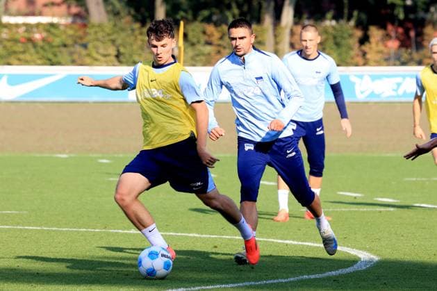 DEU, DFL, 2 FBL Hertha BSC, Training, 17 09 2024, Sportforum, Berlin, DEU, DFL, 2 FBL Hertha BSC, Training, in the picture Pascal Klemens Hertha BSC Berlin 41 , Smail Prevljak Hertha BSC Berlin 9 DFL regulations prohibit any use of Photographs as image sequences and or quasi video Foto Juergen Engler nordphoto GmbH nordphotoxGmbHx xEngler nph00076