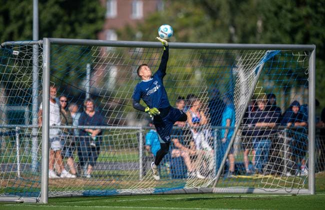 Football, Men, Season 2024 2025, 2 Bundesliga, Hertha BSC, Training, Goalkeeper Tjark Ernst Hertha BSC , 17 09 2024, Copyright: xMatthiasxKochx
