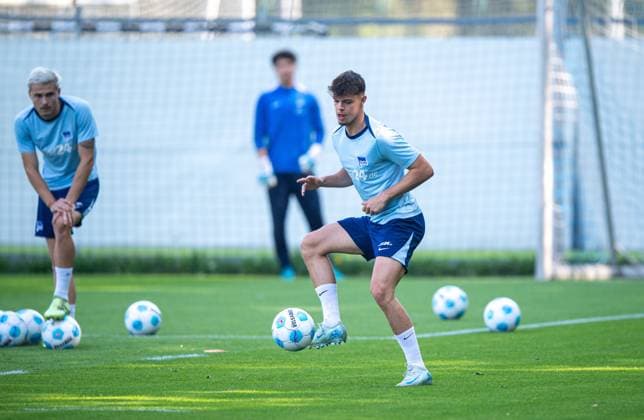 Football, Men, Season 2024 2025, 2 Bundesliga, Hertha BSC, Training, f l Marten Winkler Hertha BSC , Luis Trus, 17 09 2024, Copyright: xMatthiasxKochx