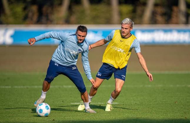 Football, Men, Season 2024 2025, 2 Bundesliga, Hertha BSC, Training, f l Smail Prevljak Hertha BSC , Marten Winkler Hertha BSC , 17 09 2024, Copyright: xMatthiasxKochx