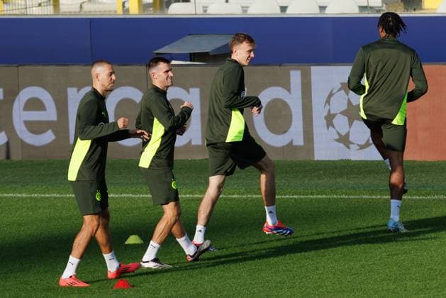 Borussia s players pictured in action during a training session of German soccer team Borussia Dortmund, Tuesday 17 September 2024 in Brugge. The team is preparing for tomorrow s game against Belgian Club Brugge KV, on the opening day of the UEFA Champions League league phase. KURTxDESPLENTER  x100838691x
