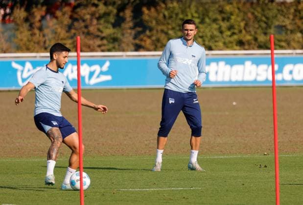 Kevin Sessa, Smail Prevljak, Germany, Berlin, Sportpark, Football, Men, Season 2024 2025, 2 Bundesliga, Hertha BSC, Training