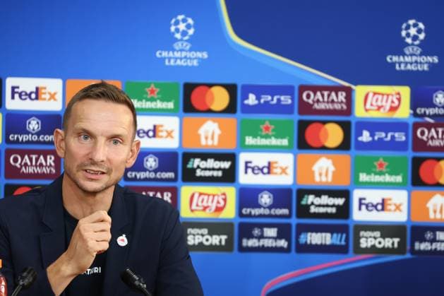 SOCCER - UEFA CL, Prag vs RBS PRAGUE,CZECH REPUBLIC,17.SEP.24 - SOCCER - UEFA Champions League, AC Sparta Prag vs Red Bull Salzburg, preview, press conference, PK, Pressekonferenz Image shows head coach Pepijn Lijnders (RBS).  GEPAxpictures xDavidxGeieregger