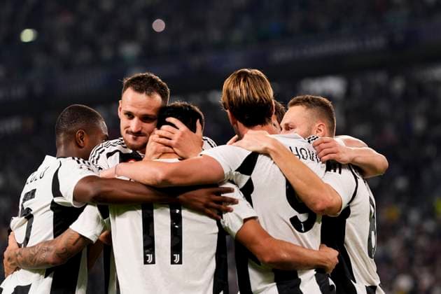 Juventus& x2019; Nico Gonzalez celebrates after scoring the goal 3-0 during the Uefa Champions League soccer match between Juventus Fc and PSV Eindhoven at the Juventus stadium in Turin, north west Italy - September 17, 2024. - Soccer .  Copyright: xFabioxFerrari LaPressex