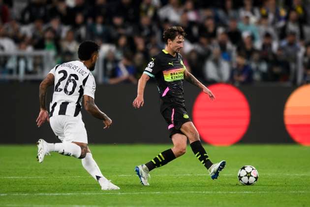 Juventus FC v PSV Eindhoven - UEFA Champions League Olivier Boscagli of PSV Eindhoven is challenged by Douglas Luiz of Juventus FC during the UEFA Champions League football match between Juventus FC and PSV Eindhoven. Turin Italy Copyright: xNicolòxCampox