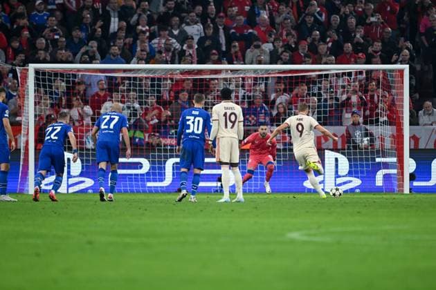 17 09 2024, Football, Champions League, Matchday 1, Season 2024 2025, FC Bayern Munich Dinamo Zagreb, Penalty Harry Kane FC Bayern Munich scores the goal to make it 1 0 xRHR PHOTO TKx Copyright: RHR-FOTOx RHR-FOTO TK