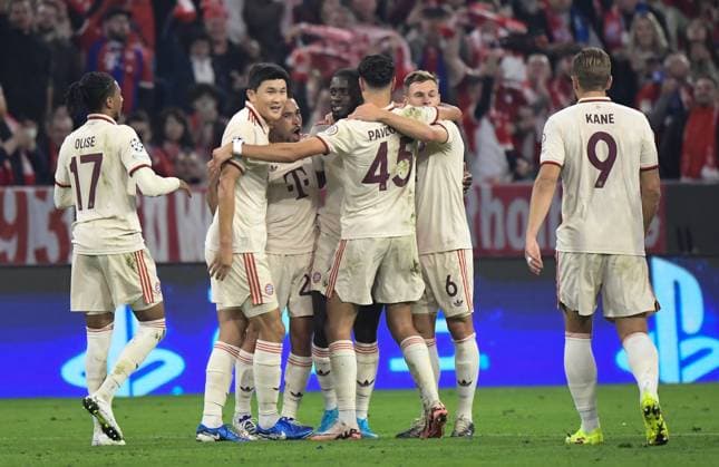 17 09 2024, xemx, Football UEFA Champions League, FC Bayern Muenchen Dinamo Zagreb emspor, v l Raphael Guerreiro FC Bayern Muenchen Jubel, Torjubel, celebrate the goal, jubiliert über das Tor zum 2 0 DFL DFB REGULATIONS PROHIBIT ANY USE OF PHOTOGRAPHS as IMAGE SEQUENCES and or QUASI VIDEO Muenchen