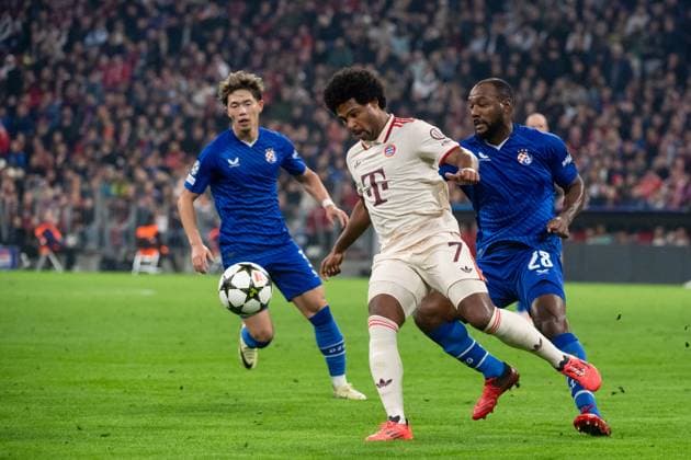 Serge Gnabry FC Bayern Muenchen, 07 in duel with Kevin Theophile Catherine GNK Dinamo, 28 , GER, FC Bayern Muenchen vs GNK Dinamo Zagreb, Football, Champions League, Matchday 1, Season 2024 2025, 17 09 2024 GER, FC Bayern Muenchen vs GNK Dinamo Zagreb, Football, Champions League, Matchday 1, Season 2024 2025, 17 09 2024 Muenchen Copyright: xEibner-Pressefoto Memmlerx EP_MMR