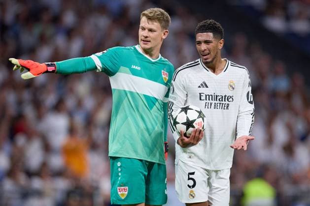 Jude Bellingham of Real Madrid CF talks to Alexander Nobel of Stuttgart during the UEFA Champions League match between Real Madrid v VFB Stuttgart at Santiago Bernabeu on September 17, 2024 in Madrid (Photo by: LGM) FOOTBALL : Real Madrid vs VFB Stuttgart - UEFA Ligue des Champions - 17 09 2024 LGM Panoramic 