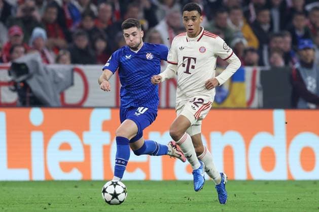 Soccer UEFA Champions League Matchday 1 FC Bayern Munich Dinamo Zagreb on 17 09 2024 at the Allianz Arena in Munich Martin Baturina Zagreb , left Jamal Musiala Munich , right xMSx