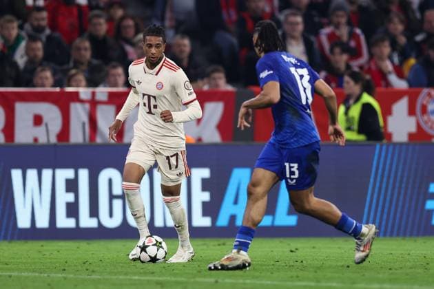 Soccer UEFA Champions League Matchday 1 FC Bayern Munich Dinamo Zagreb on 17 09 2024 at the Allianz Arena in Munich Michael Olise Munich , left Samy Mmaee Zagreb , right xMSx