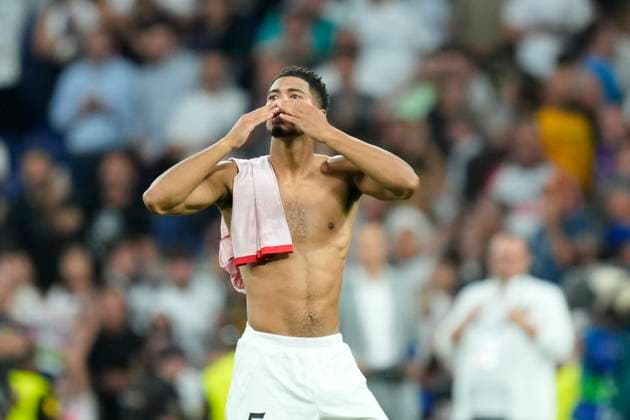Real Madrid C.F. v VfB Stuttgart - UEFA Champions League 2024 25 League Phase MD1 Jude Bellingham central midfield of Real Madrid and England celebrates victory after the UEFA Champions League 2024 25 League Phase MD1 match between Real Madrid C.F. and VfB Stuttgart at Estadio Santiago Bernabeu on September 17, 2024 in Madrid, Spain. Madrid Spain  Copyright: xJosexBretonx originalFilename:bretonhernandez-realmadr240917_npUoZ.jpg