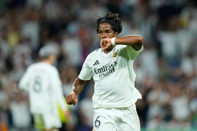Real Madrid C.F. v VfB Stuttgart - UEFA Champions League 2024 25 League Phase MD1 Endrick centre-forward of Real Madrid and Brazil celebrates after scoring his sides first goal during the UEFA Champions League 2024 25 League Phase MD1 match between Real Madrid C.F. and VfB Stuttgart at Estadio Santiago Bernabeu on September 17, 2024 in Madrid, Spain. Madrid Spain  Copyright: xJosexBretonx originalFilename:bretonhernandez-realmadr240917_npB1G.jpg